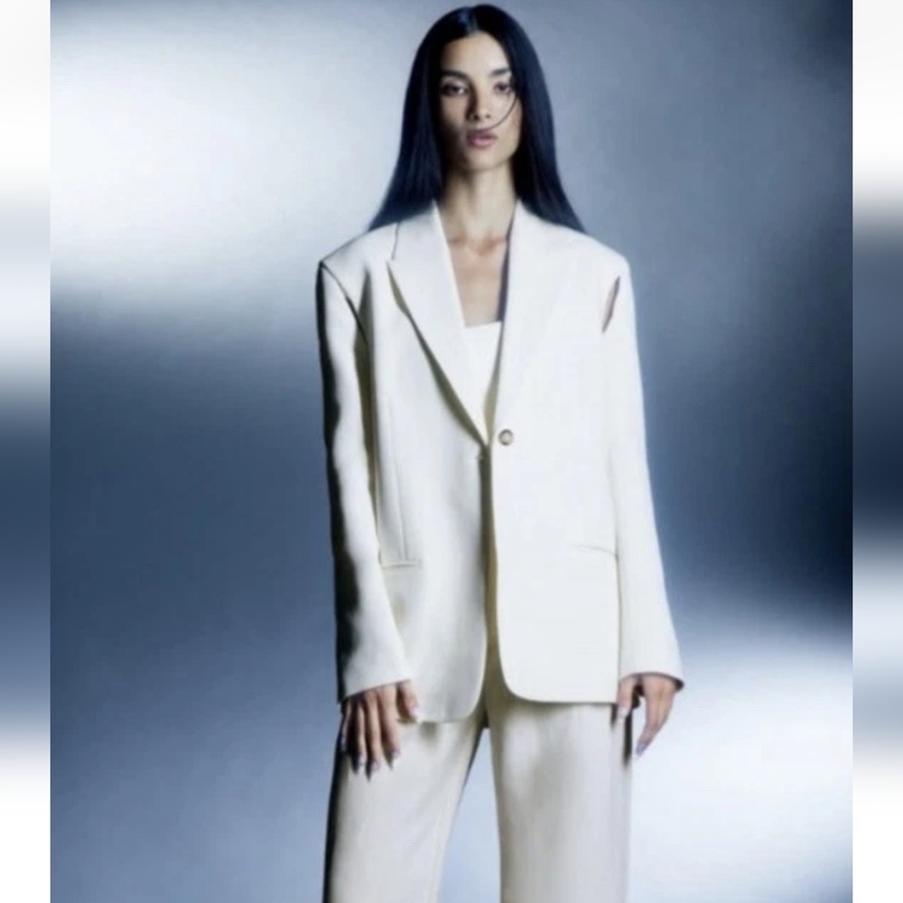 NWT Zara Cut-Out Blazer